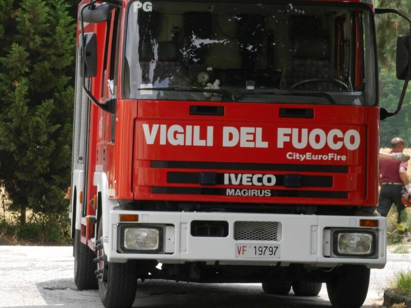 Prende fuoco un frigorifero a Stupizza di Pulfero: abitazione danneggiata e dichiarata inagibile